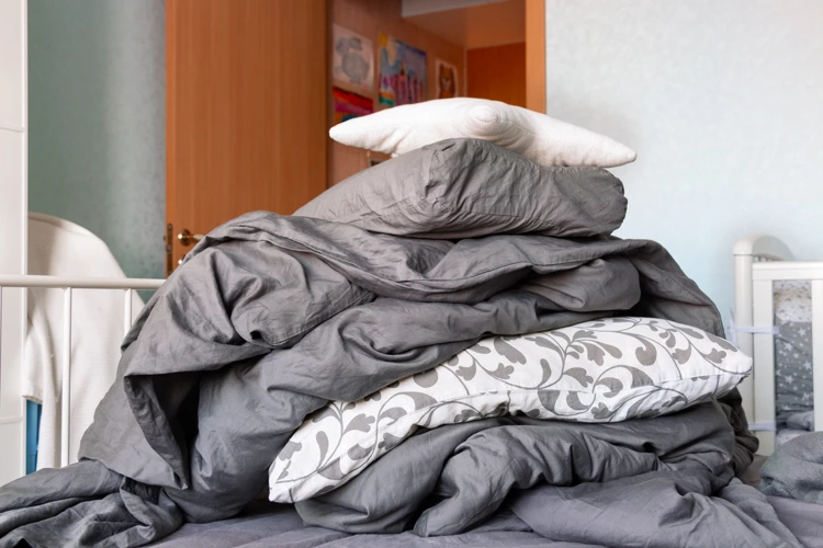 O Que Significa Sonhar Com Cobertor Rasgado?