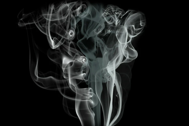 Significado De Sonhar Com Fumaça Branca