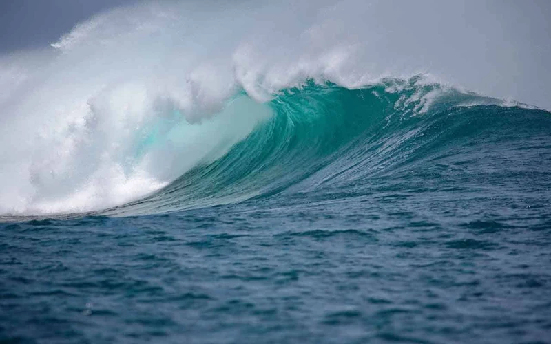 Sonhos Relacionados: Ondas, Mar, Água